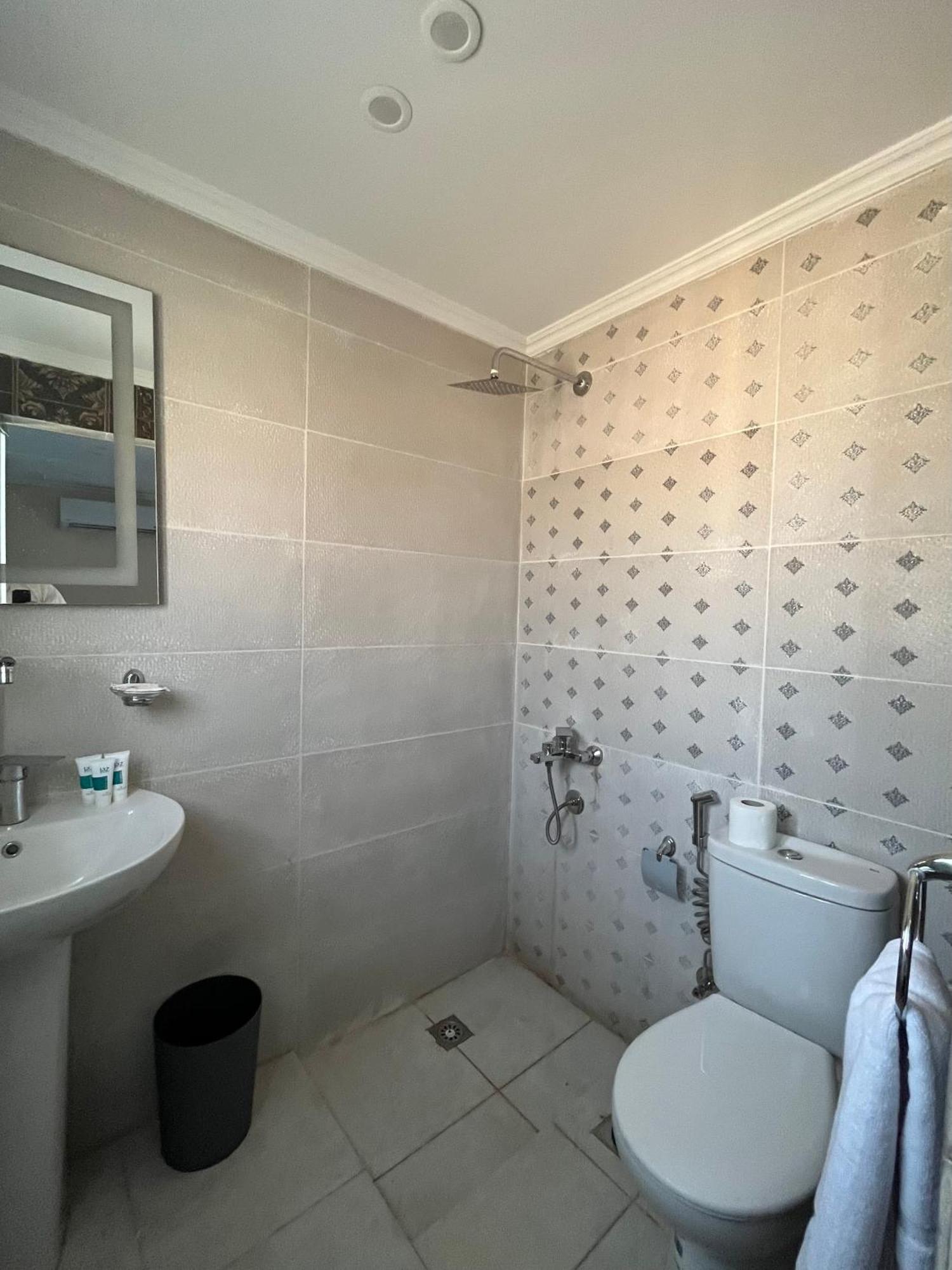 Pyramids Pride Inn Kafret el-Gabal Dış mekan fotoğraf