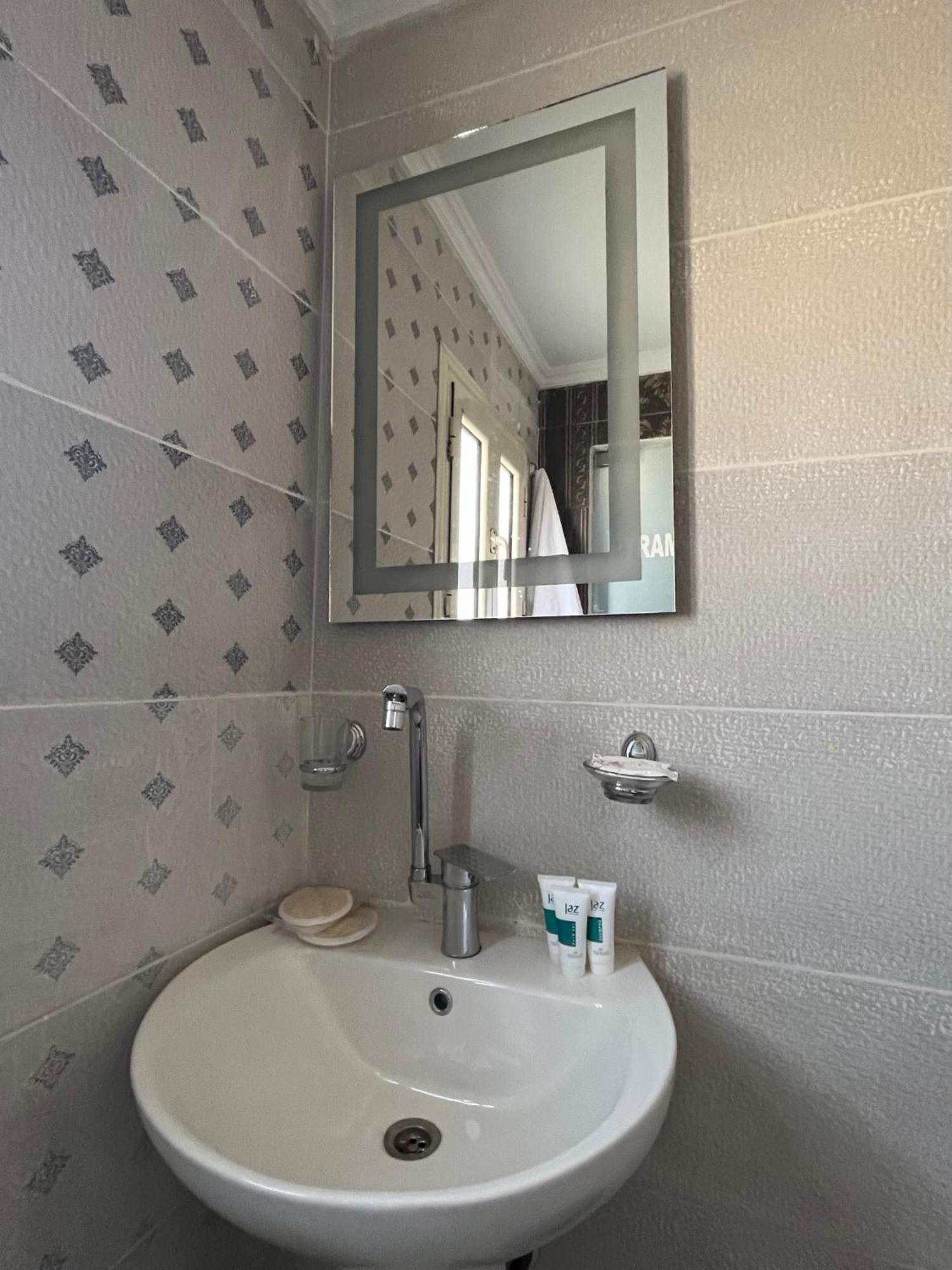 Pyramids Pride Inn Kafret el-Gabal Dış mekan fotoğraf